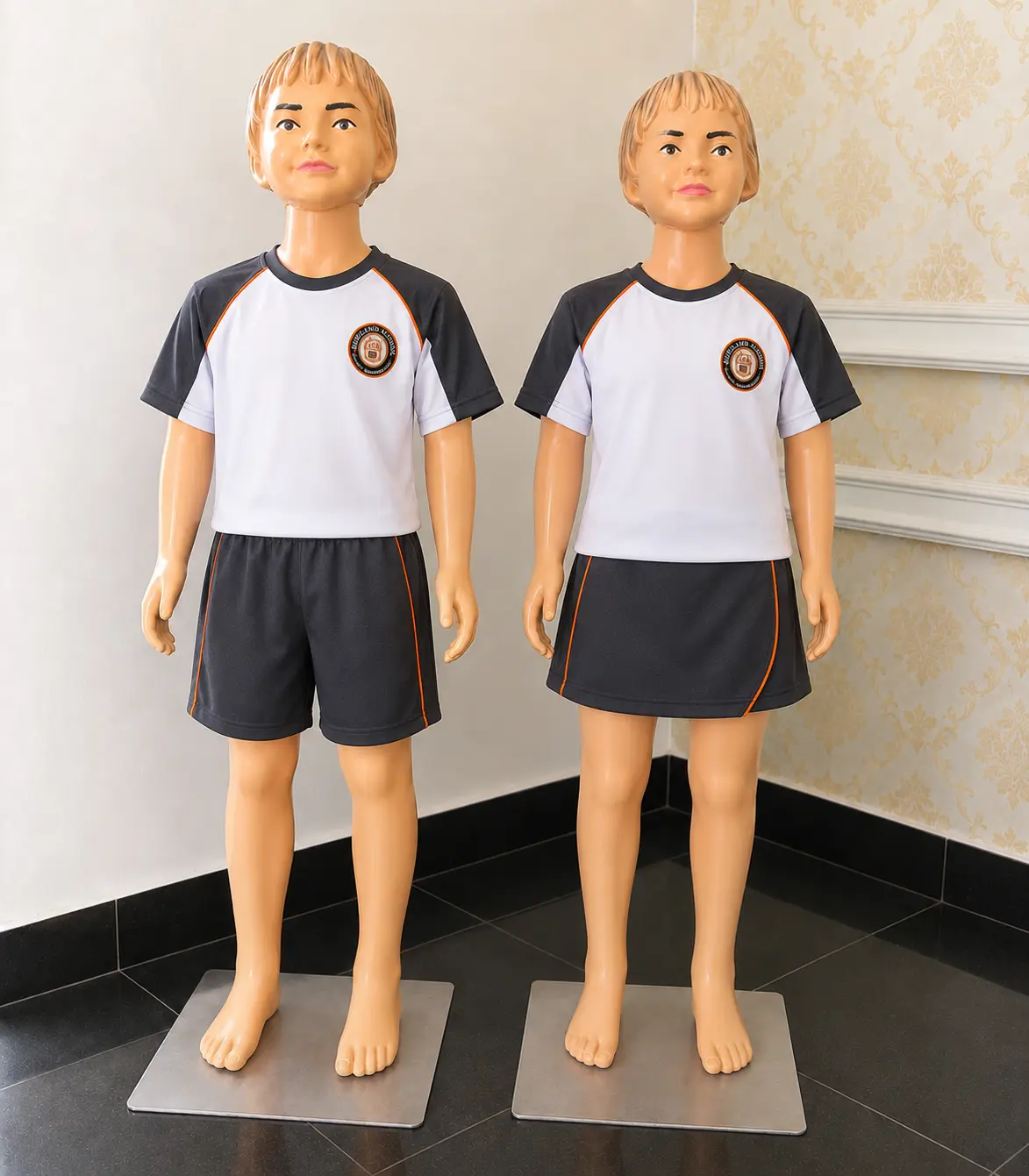The institutional uniform displayed within the GENAZ workspace